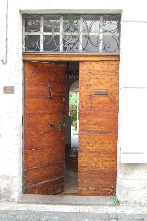 Jardins Secrets Bed and Breakfast Angoulême Esterno foto