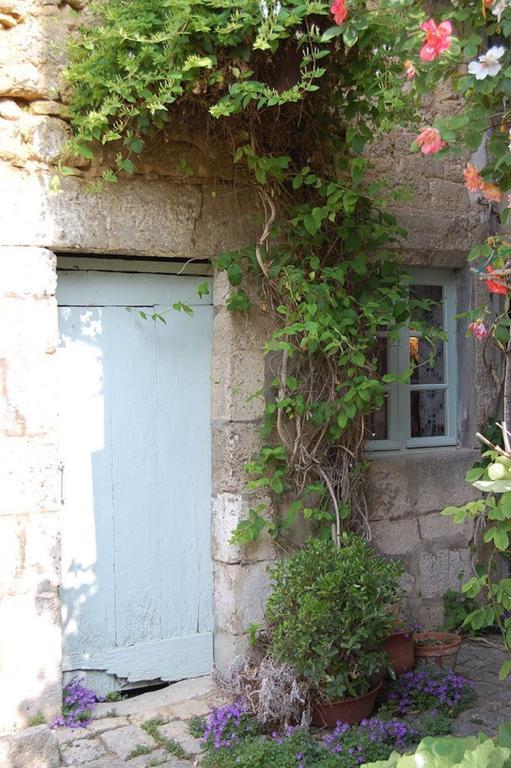 Jardins Secrets Bed and Breakfast Angoulême Esterno foto